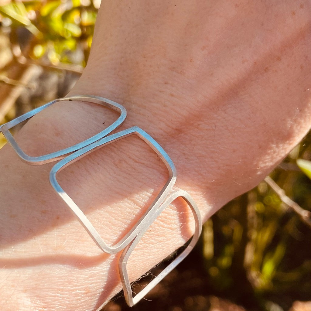 19.5 Collection Bangle